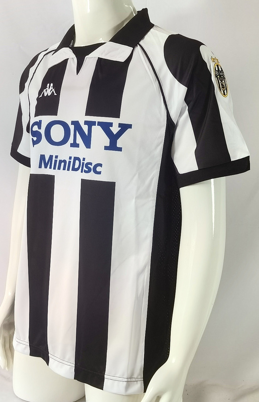 97-99 Juventus home